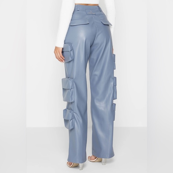 VEGAN LEATHER MULTI CARGO POCKET TROUSERS - STEEL BLUE 🩵
Size 4 uk - Picture 3 of 4